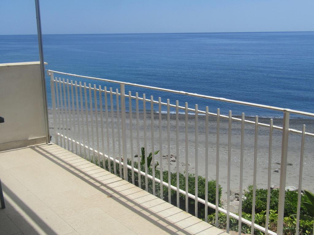 Appartamento Mare Mare Forza dʼAgro Kültér fotó